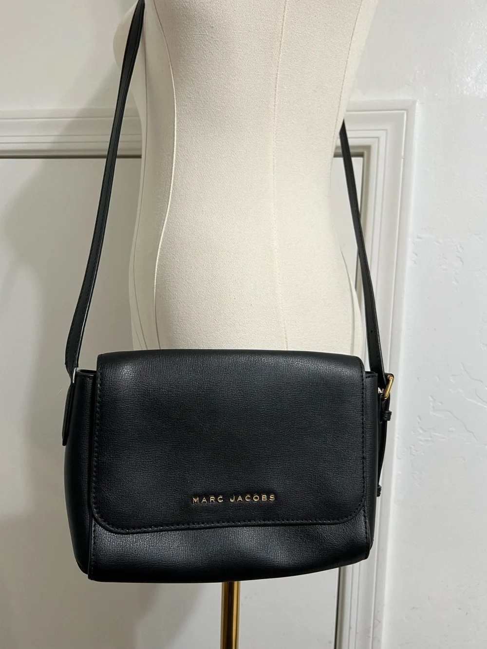 Marc Jacobs Commuter Medium Crossbody Bag